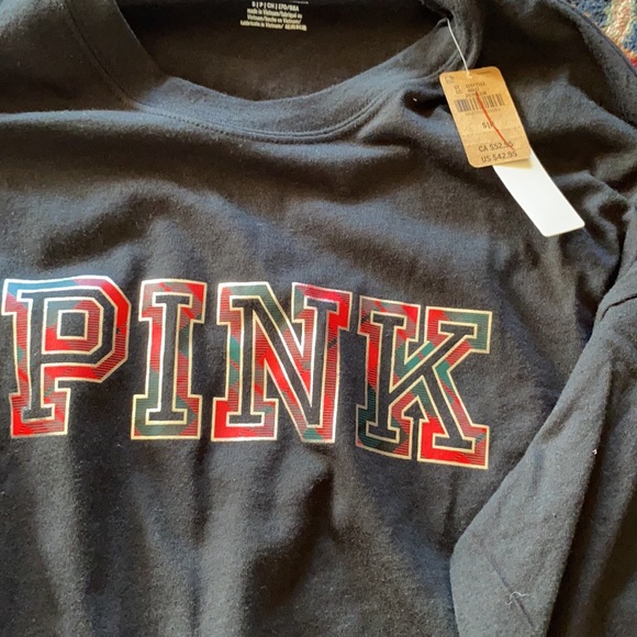 Victoria’s Secret longsleeve - Picture 2 of 2